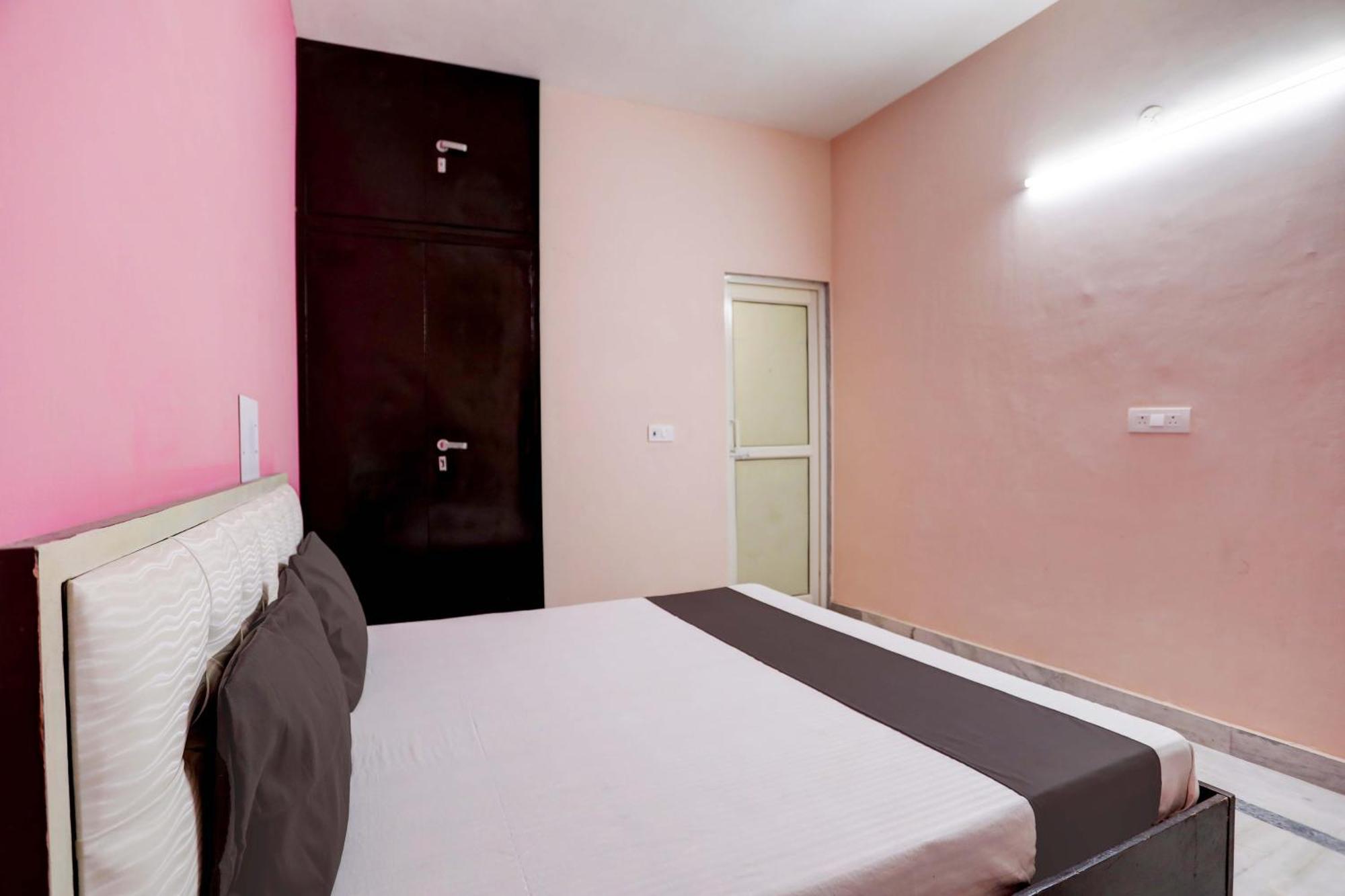 Hotel O Tilak Hotel 24 Sector 27 Near By Vinayak Hospital Gali No-6 Noida Exterior foto